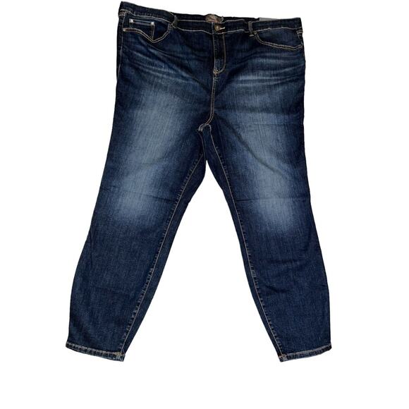 NEW Torrid Jeans 26T Womens Plus Size Blue Denim Midfit Super‎ Skinny Super Soft - Picture 1 of 12
